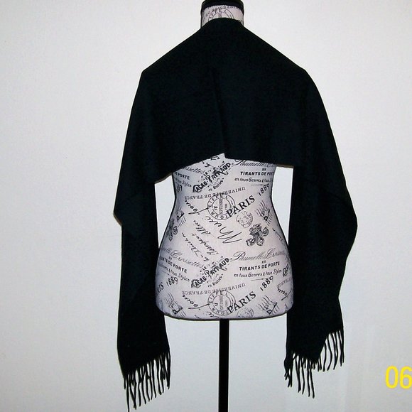 NWT Moschino Blk Scarf - Picture 3 of 6
